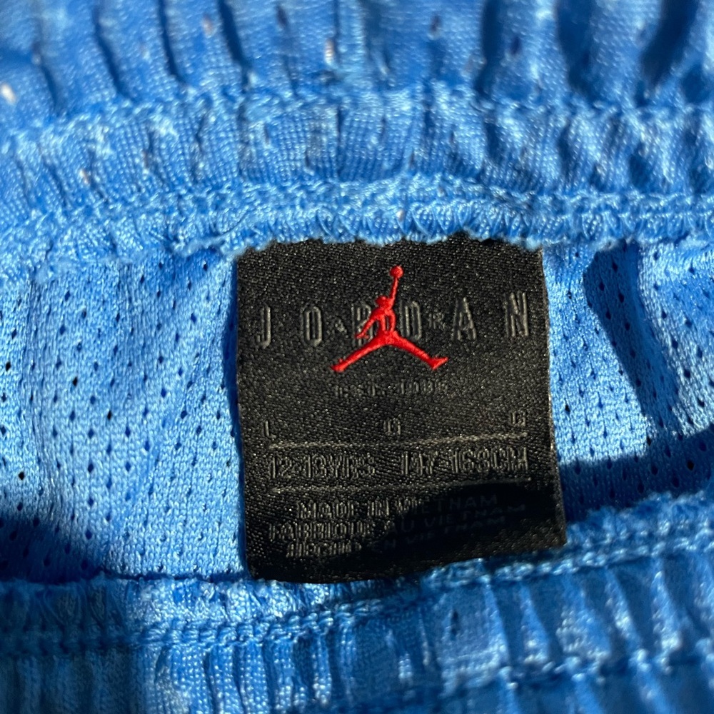 Jordan Athletic Shorts youth size large - Picture 3 of 5